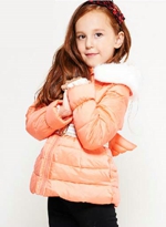 天猫童装2015冬季新品女大童鸭绒羽绒服短款纯色长袖连帽羽绒外套